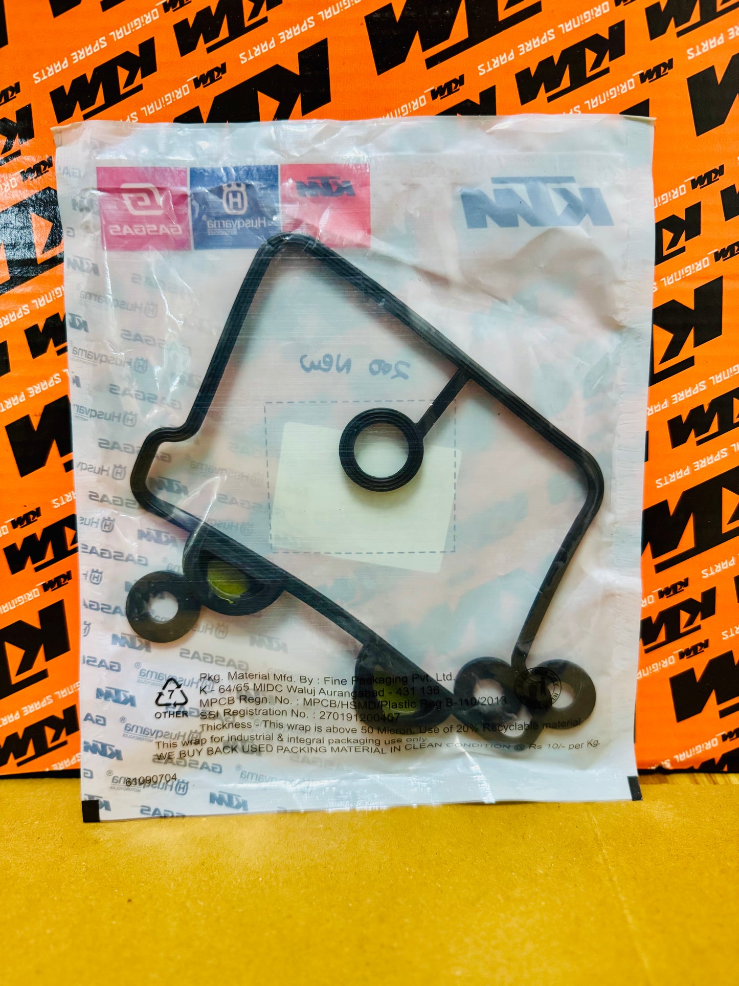 KTM 200 VALVE COVER GASKET